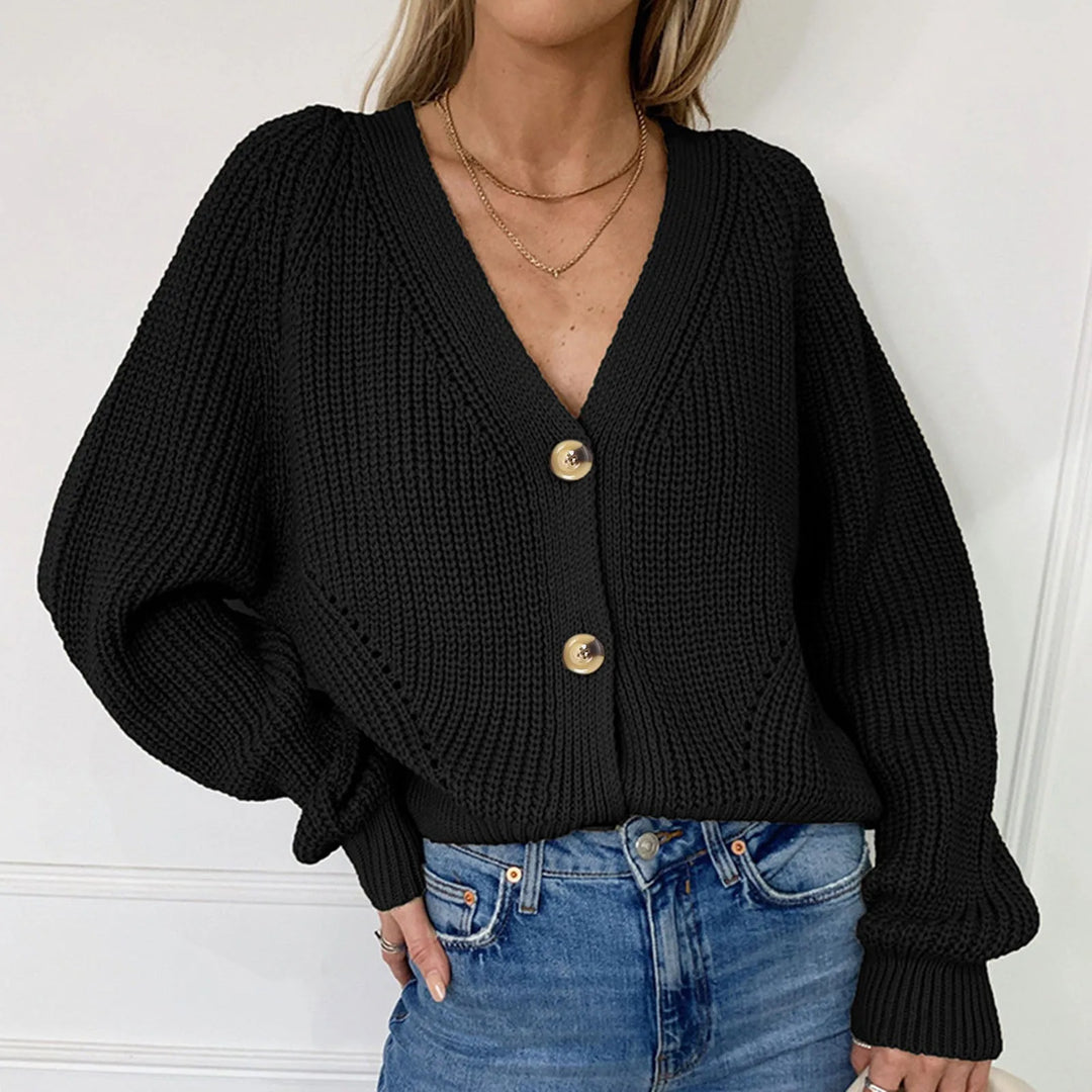 ALEXANDRA | V-NECK KNITTED CARDIGAN