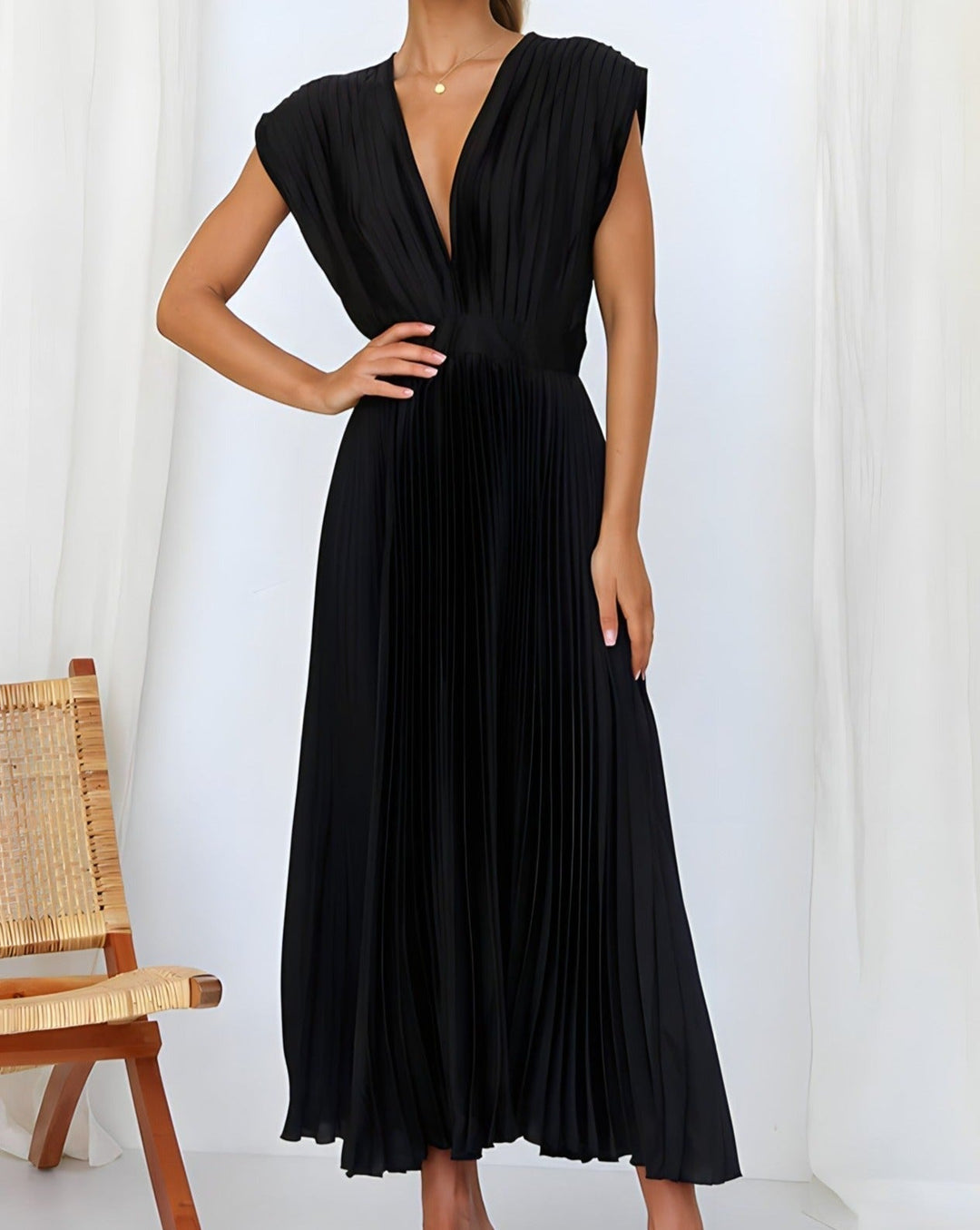 CELESTIA | ELEGANT PLEATED MIDI DRESS